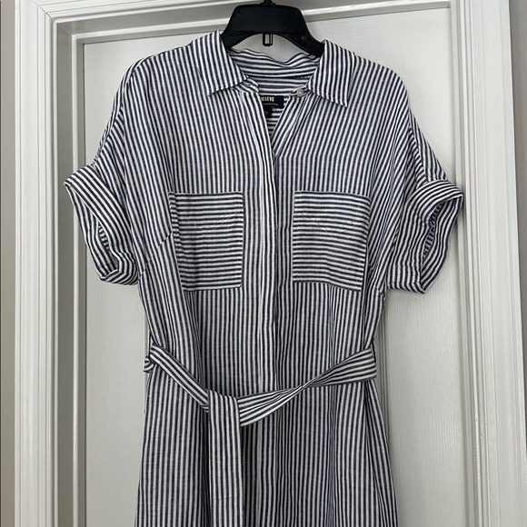 Maeve Anthropologie belted shirt dress. - Picture 3 of 14